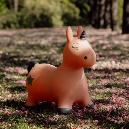 Jumping Animal - Luna the Unicorn