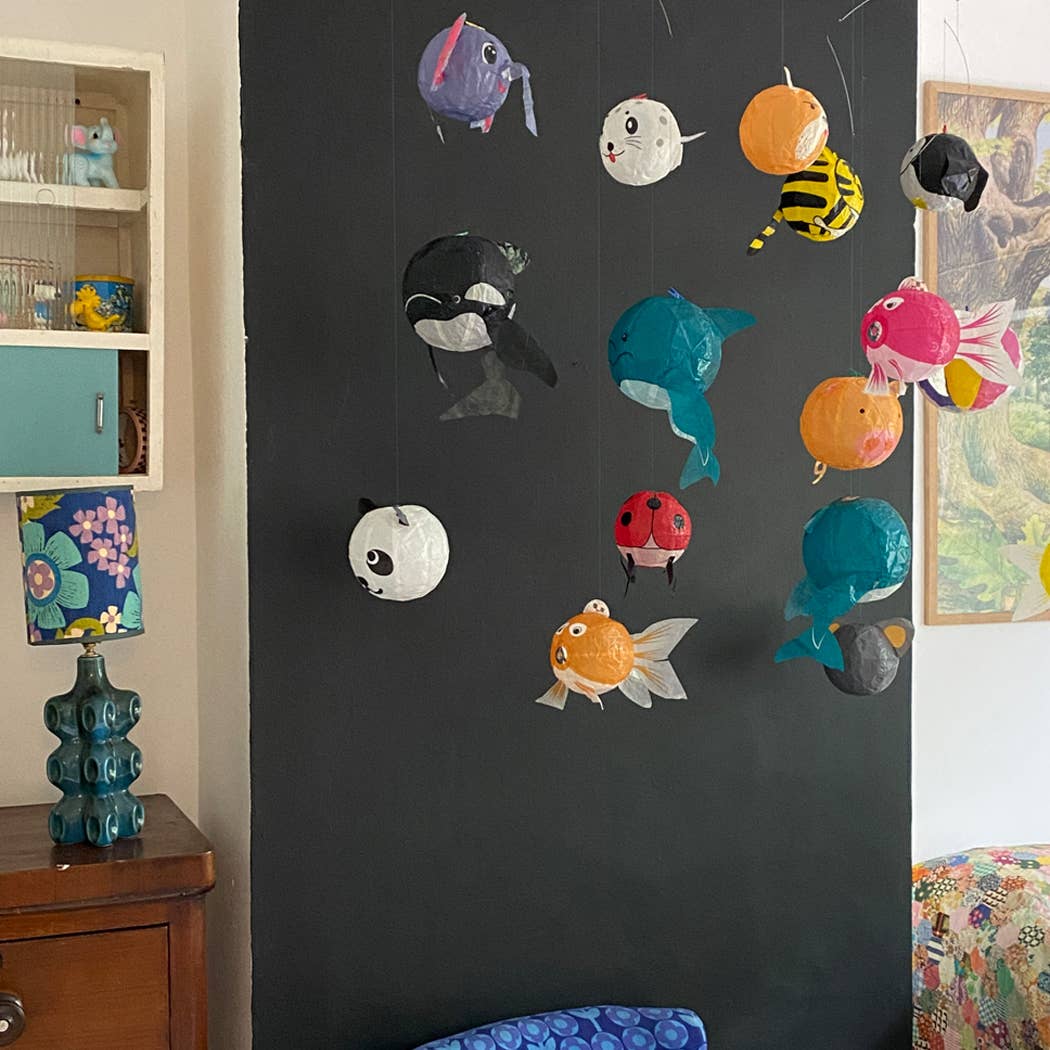 Japanischer Papierballon - Pinguin