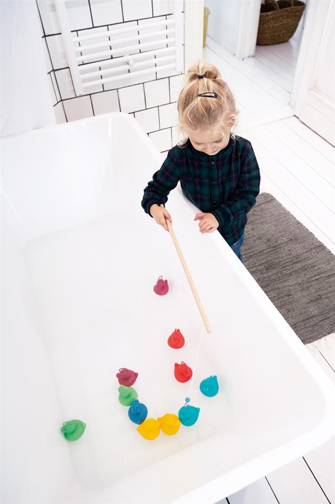 Duck Fishing - Coral