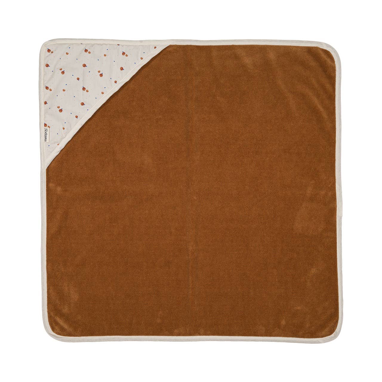 Hazelnut bath cape