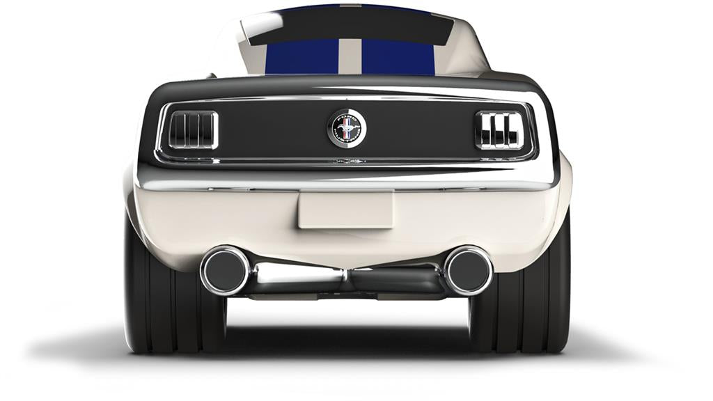 Elfenbeinweißer Ford Mustang - Baghera