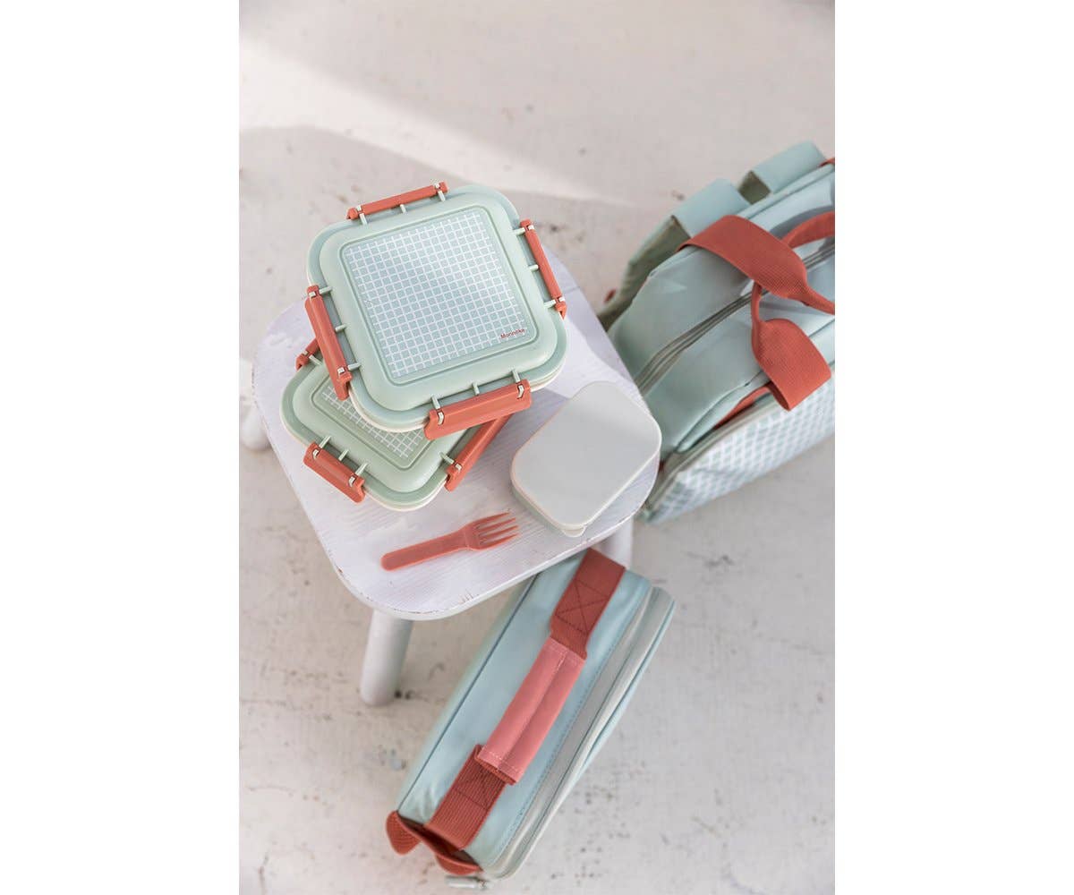 Große Lunchbox in Salbeifarbe