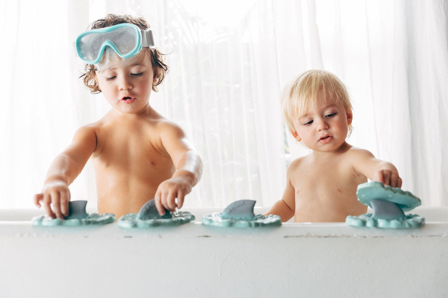 Aileron de Requin Water Shark – Jouet de bain et dentition bébé – vue produit 9