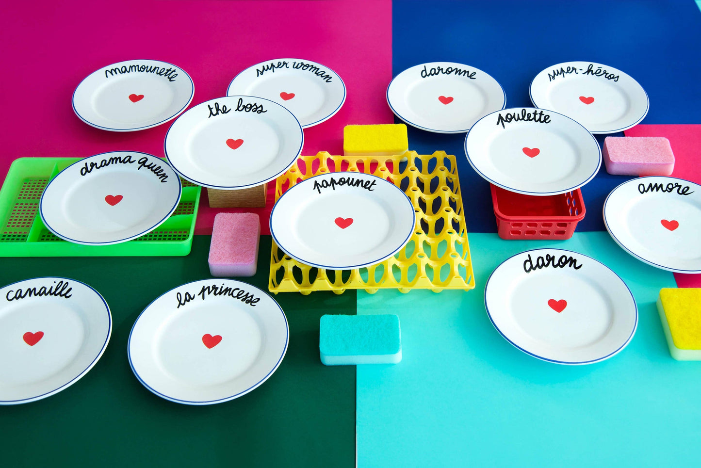 DIE FAMILIE HAT EINEN RIESEN-TELLER - Drama Queen