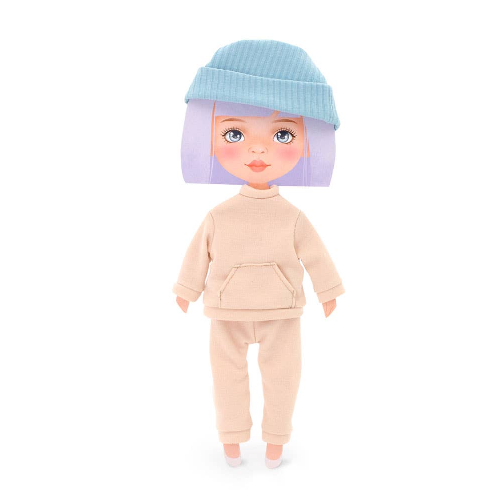Clothing set: beige tracksuit - 28 cm