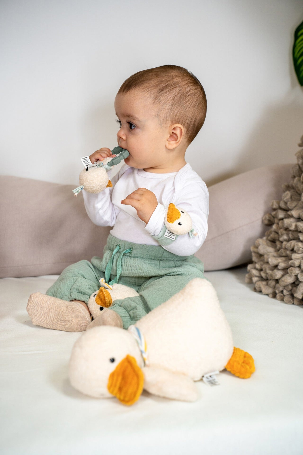 Edda the Duck Rattle Bracelet