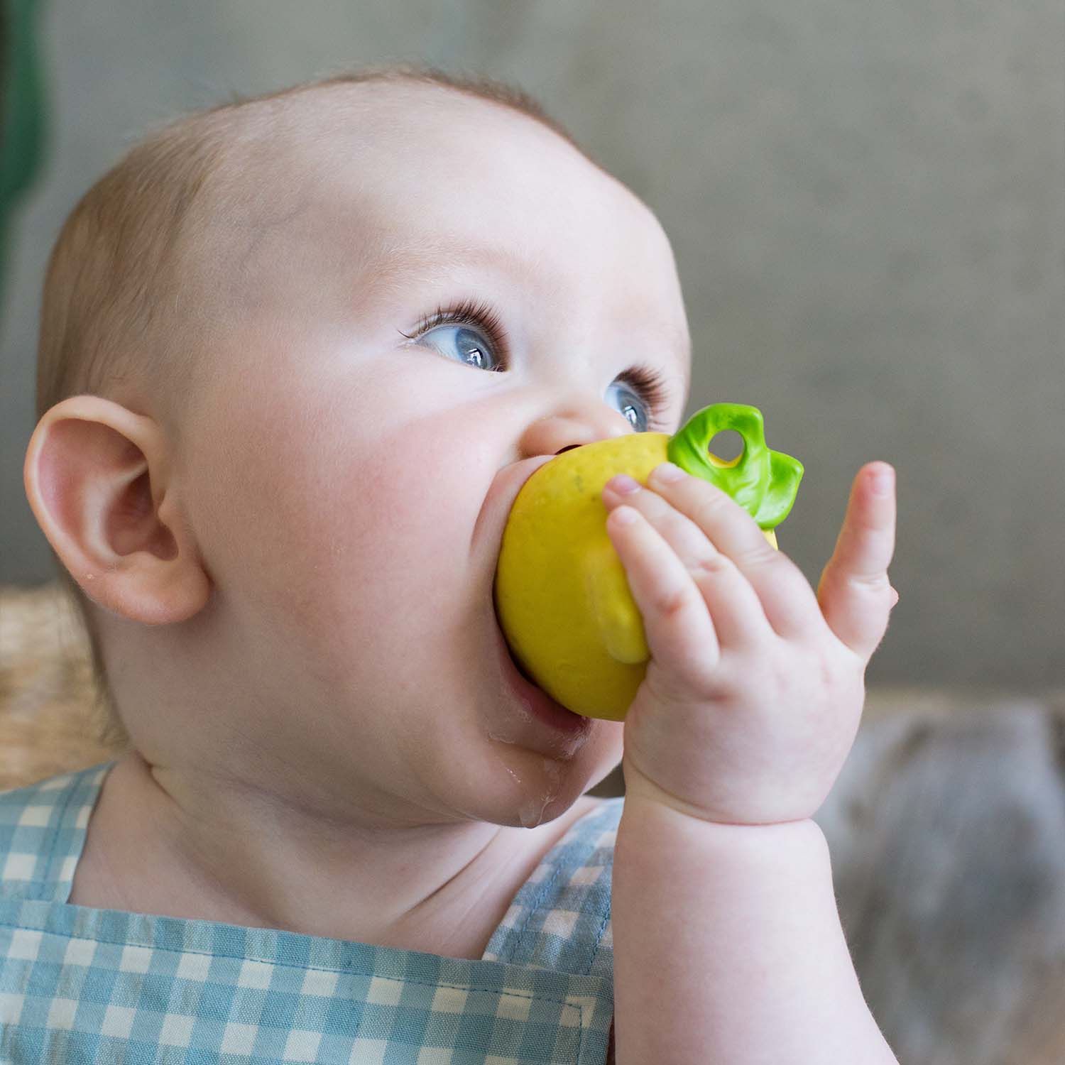Lou le Citron – Mini jouet de dentition bébé – vue produit 7