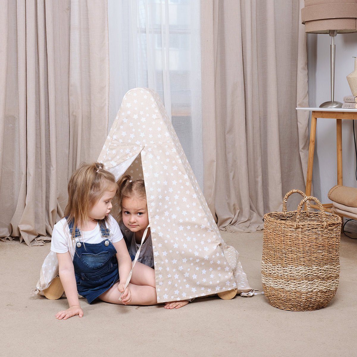 Tent and rug set