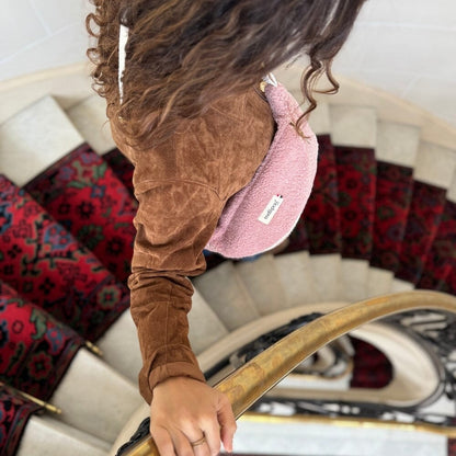 Pink fluffy changing banana - Pink